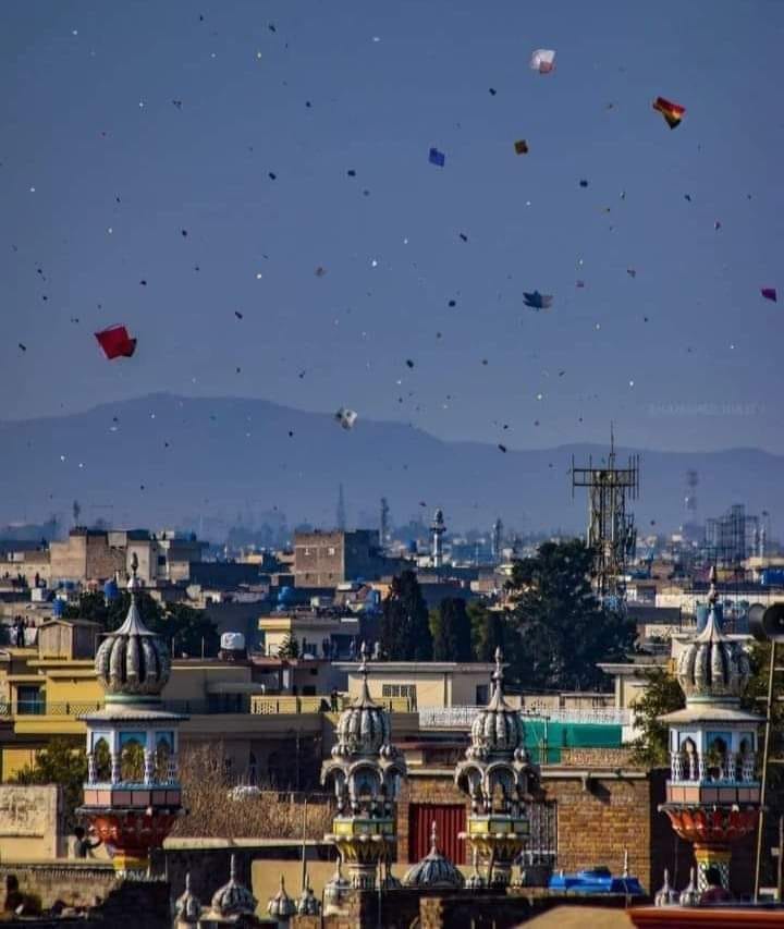 You are currently viewing BASANT FESTIVAL 2022 IN PAKISTAN